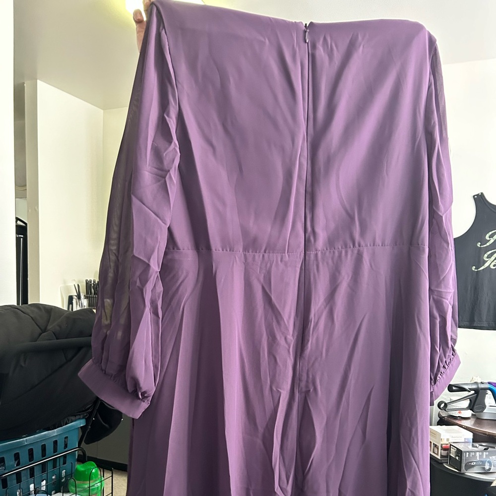 Women’s plus size prom/wedding dress.